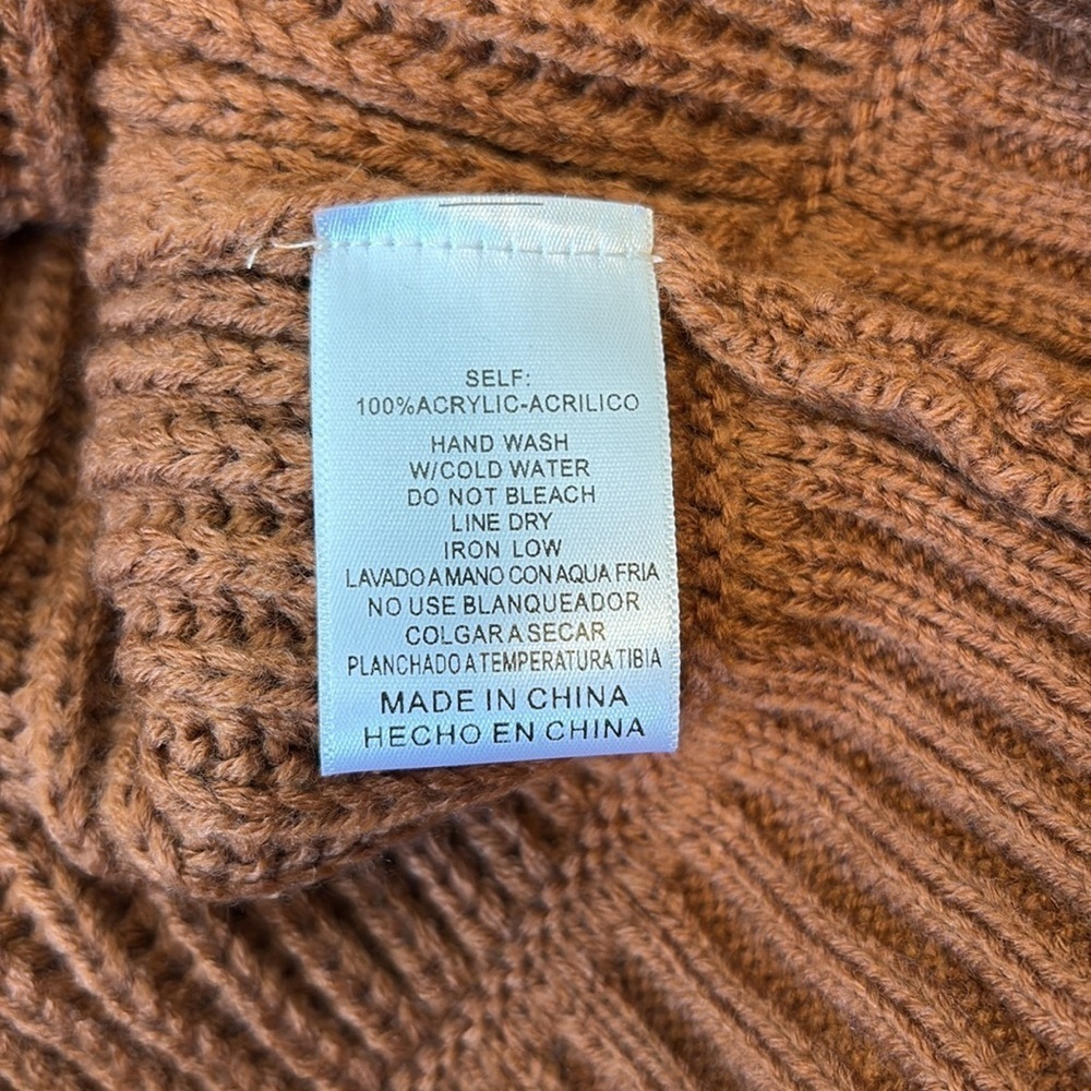 Listicle Brown Mock Neck Dolman Sleeve Sweater NWT - Picture 7 of 8